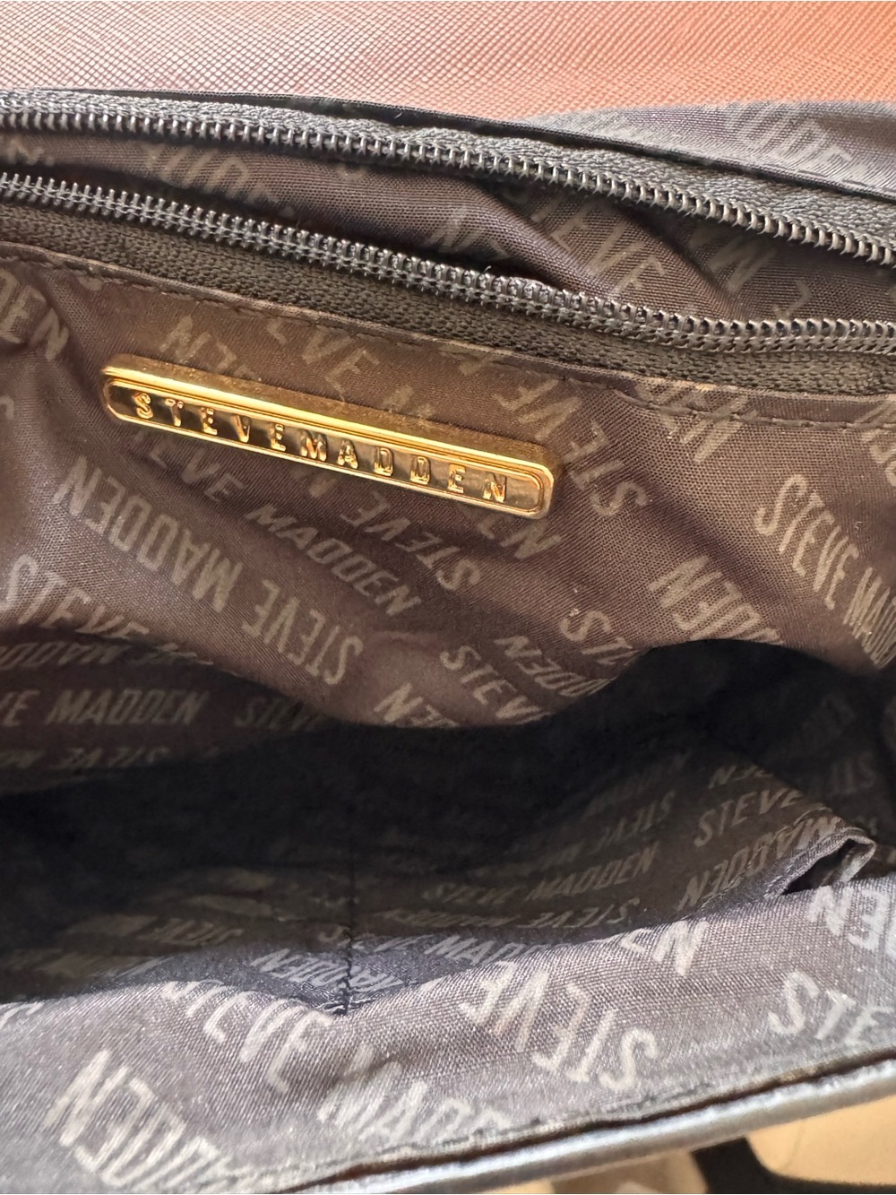 Steve Madden Brown Floral Crossbody with Gold Chain - Picture 4 of 4